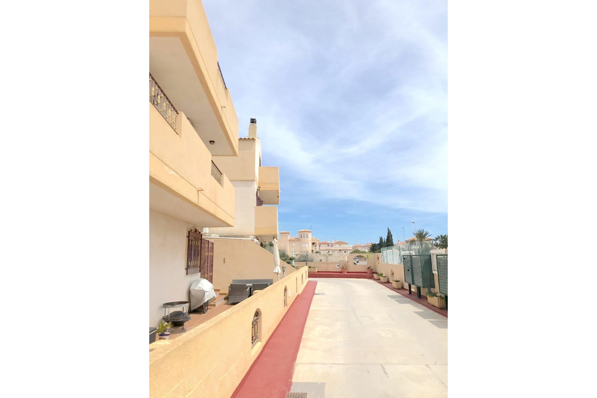 Reventa - Town House -
Playa Flamenca - Costa Blanca