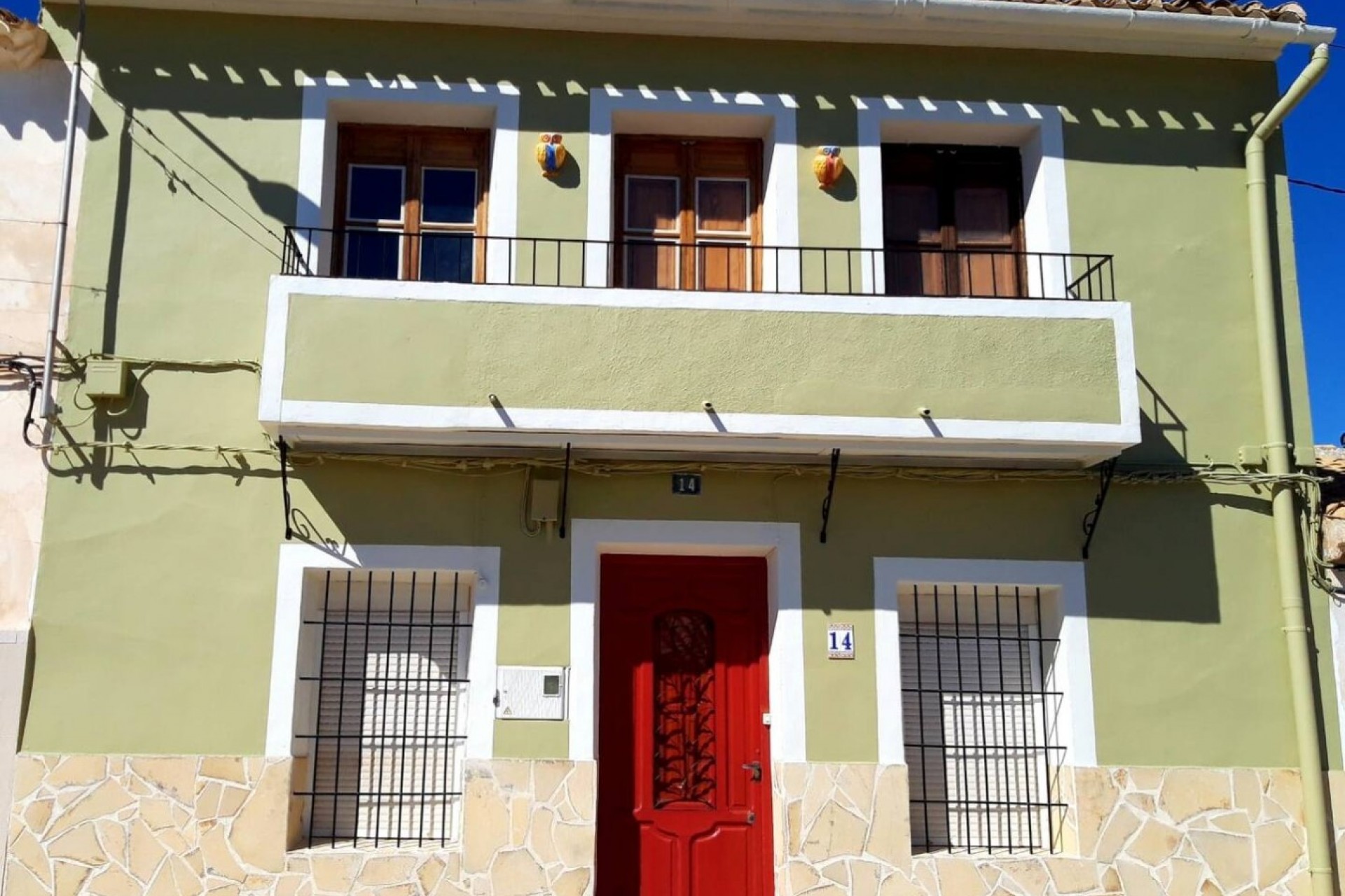 Reventa - Town House -
Raspay - Inland