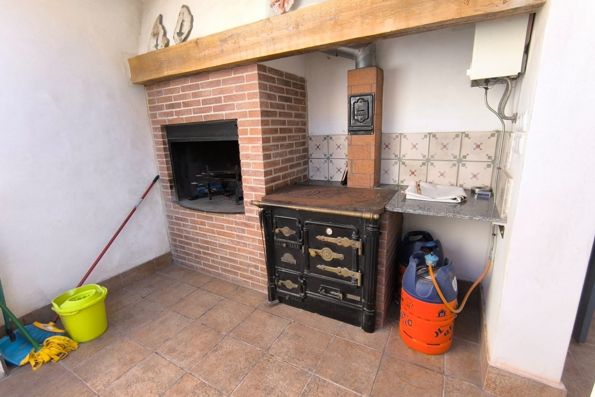 Reventa - Town House -
Raspay - Inland