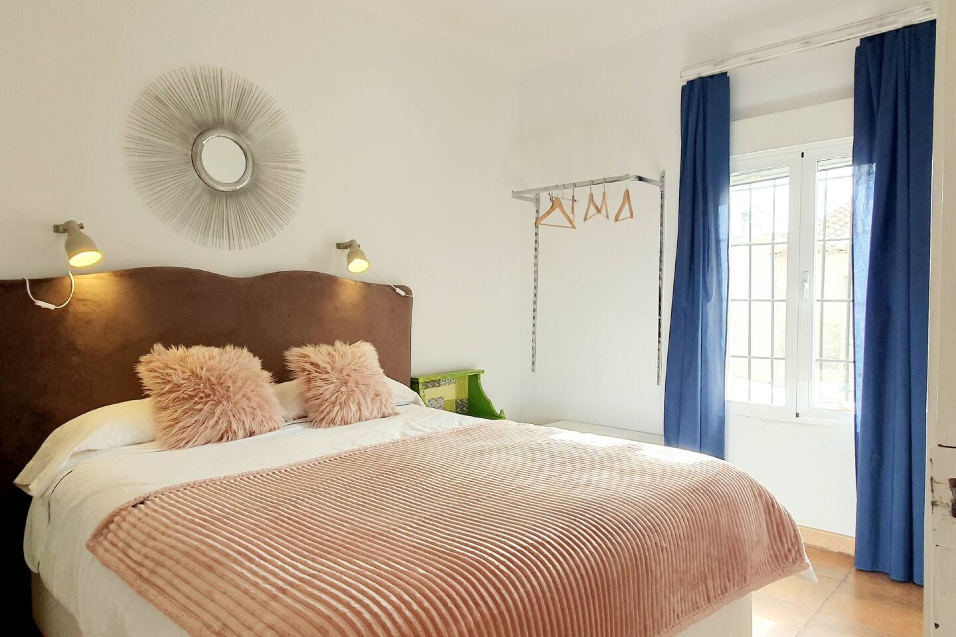 Reventa - Town House -
Raspay - Inland