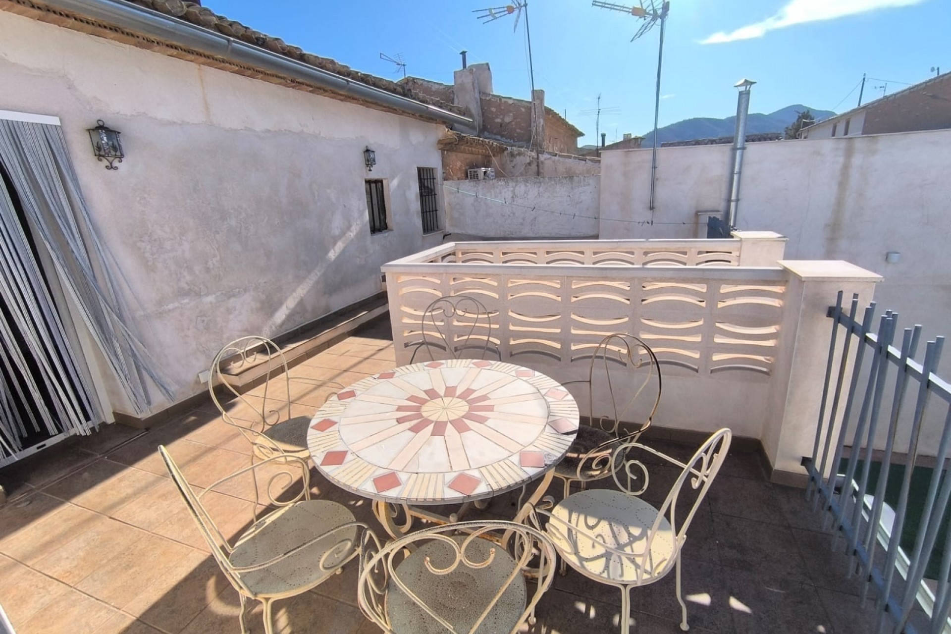 Reventa - Town House -
Raspay - Inland