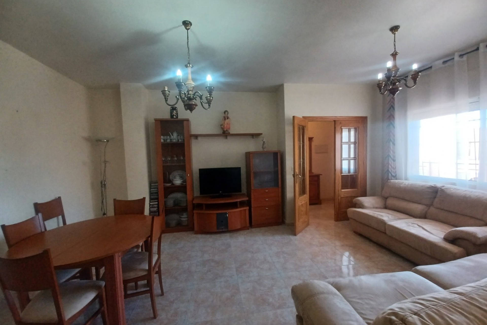 Reventa - Town House -
Roldan - Inland