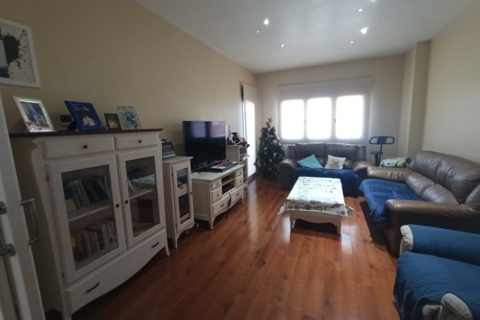 Reventa - Town House -
Roldan - Inland