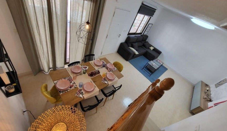 Reventa - Town House -
San Miguel de Salinas - Ciudad De Las Comunicaciones