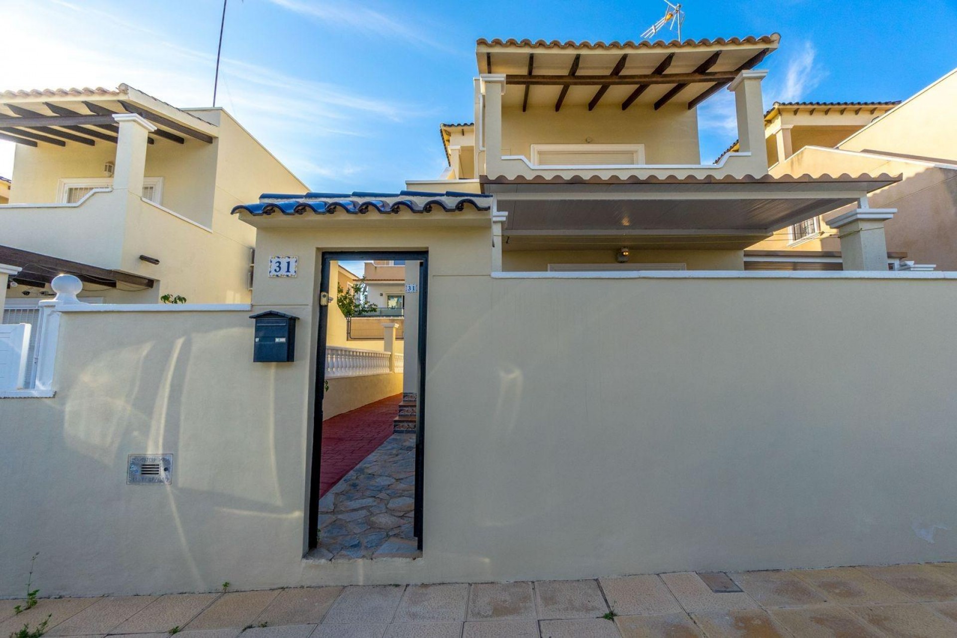 Reventa - Town House -
San Miguel de Salinas - El Galán