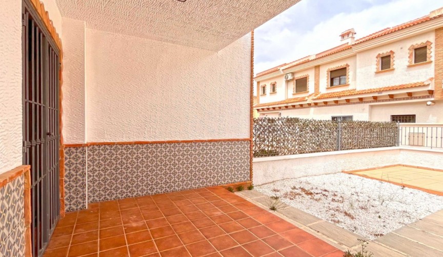 Reventa - Town House -
San Miguel de Salinas - Inland