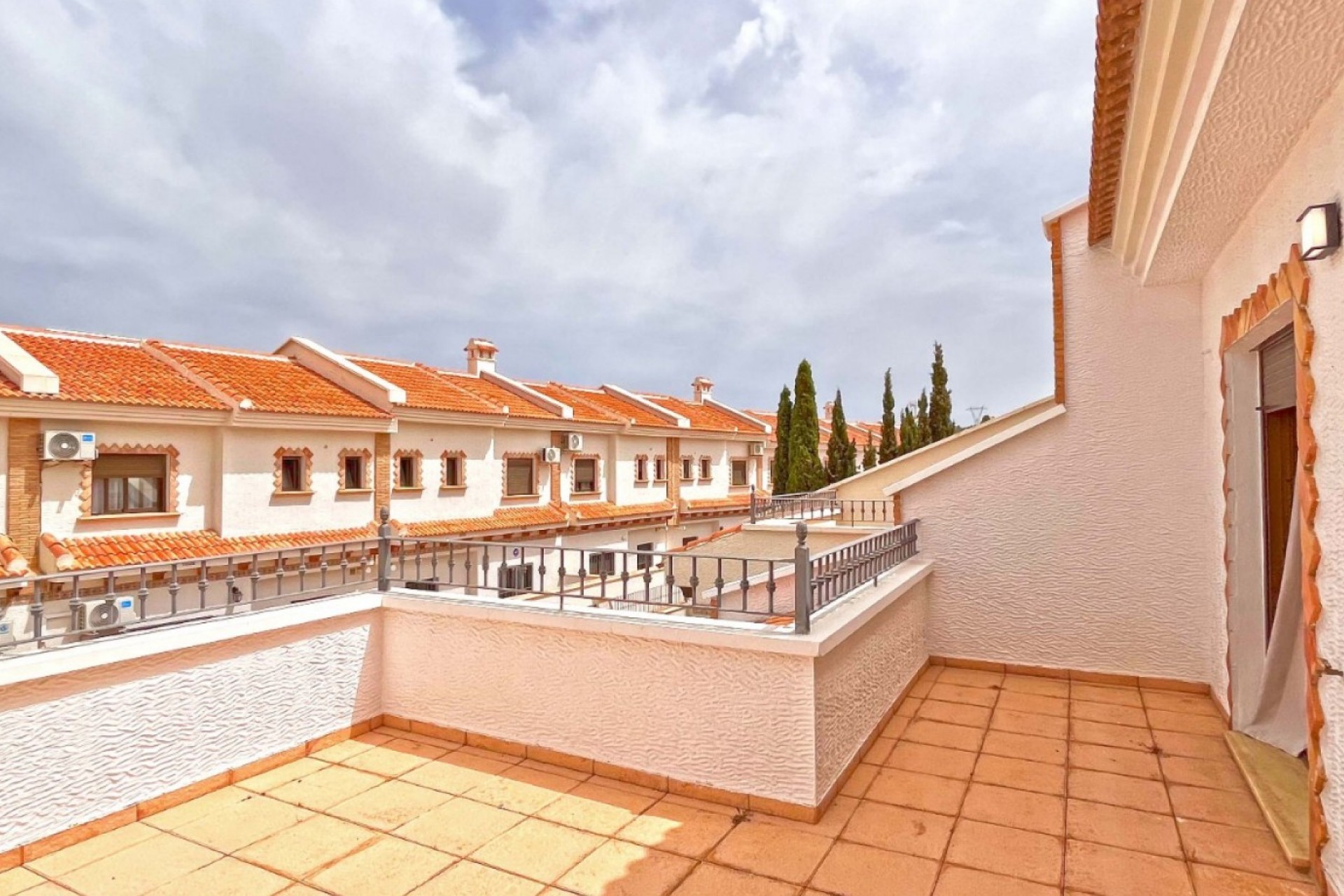 Reventa - Town House -
San Miguel de Salinas - Inland