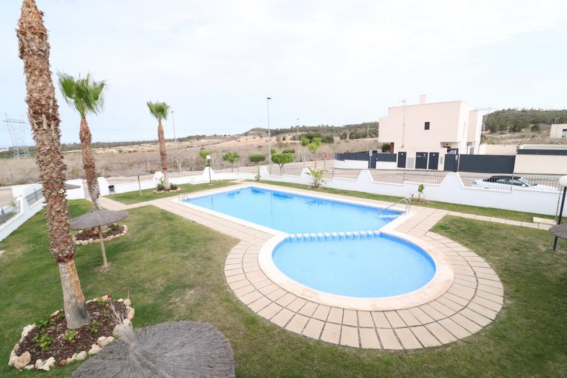 Reventa - Town House -
San Miguel de Salinas - Inland