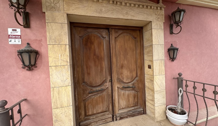 Reventa - Town House -
San Miguel de Salinas - Inland