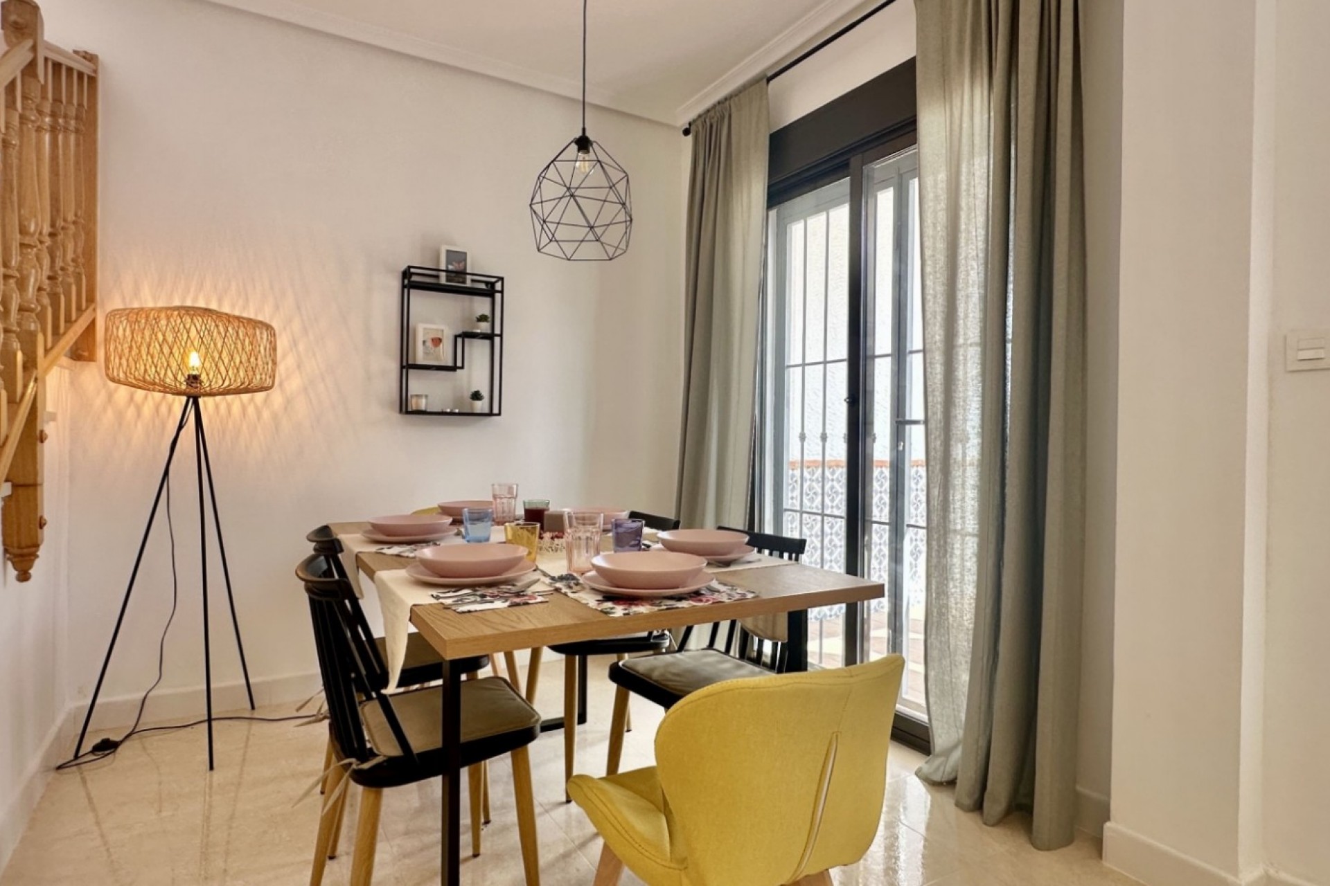 Reventa - Town House -
San Miguel de Salinas - Inland