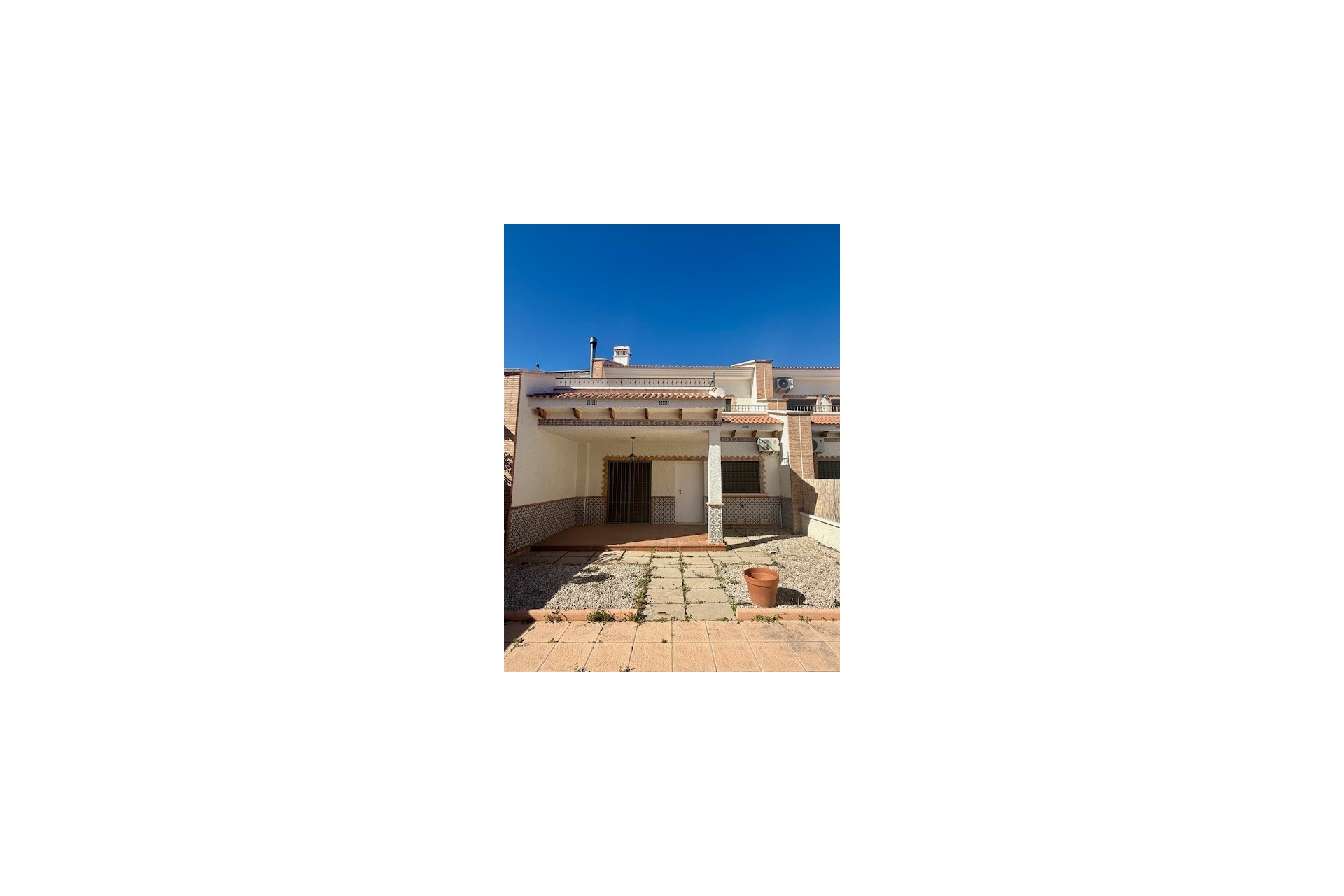 Reventa - Town House -
San Miguel de Salinas - Inland