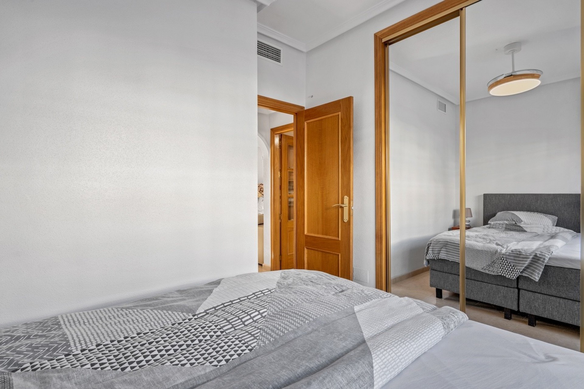 Reventa - Town House -
San Miguel de Salinas - Inland