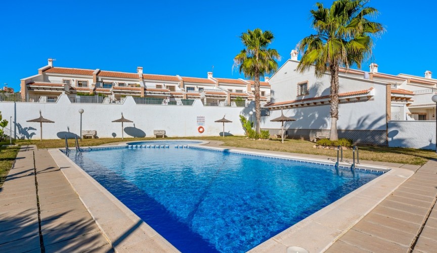 Reventa - Town House -
San Miguel de Salinas - Inland