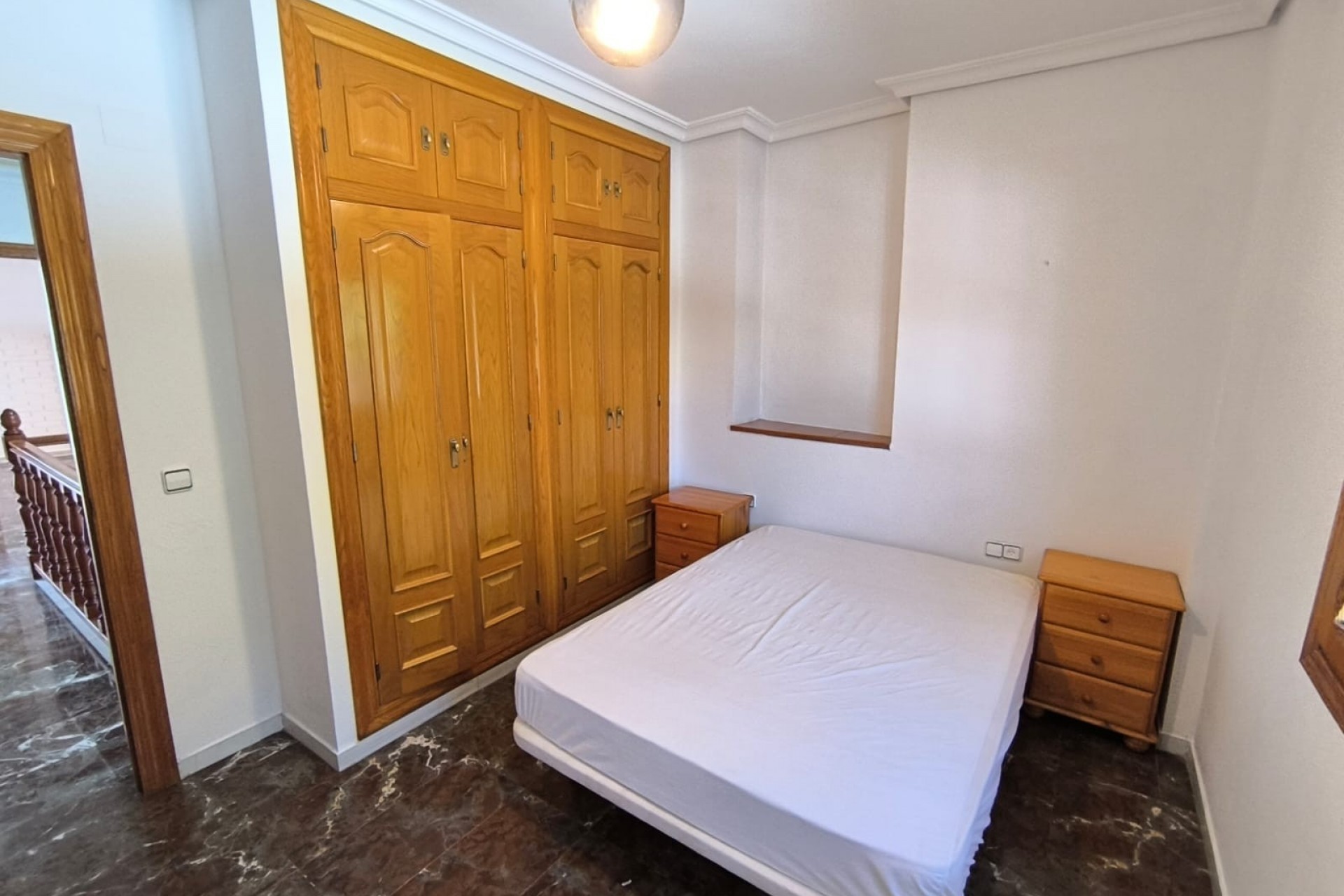 Reventa - Town House -
Sax - Inland