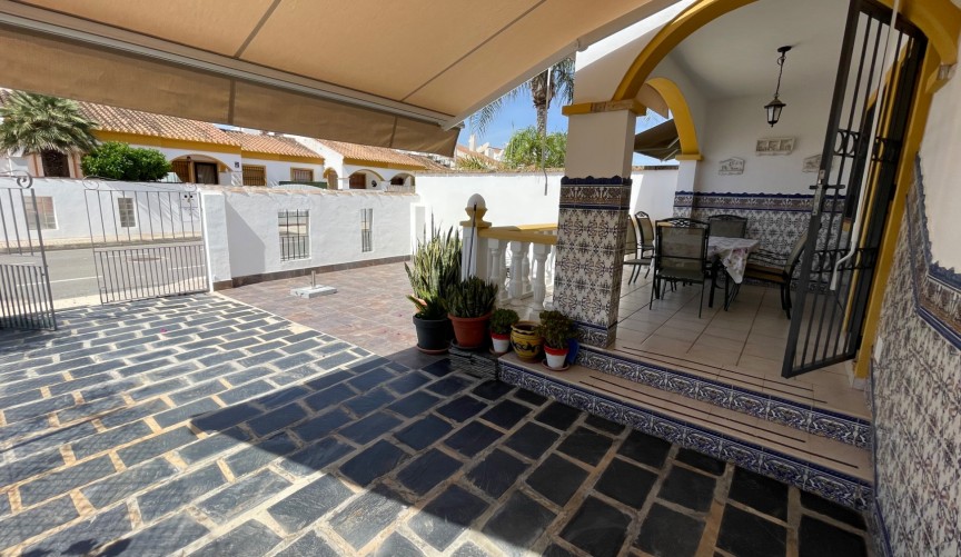 Reventa - Town House -
Torre de la Horadada - Costa Blanca