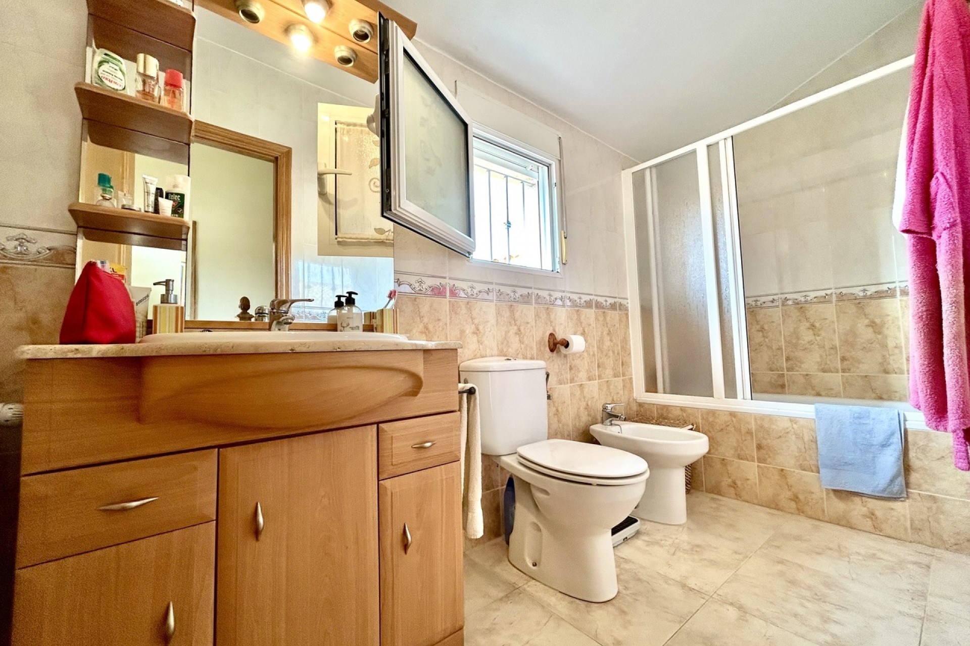 Reventa - Town House -
Torre de la Horadada - Costa Blanca