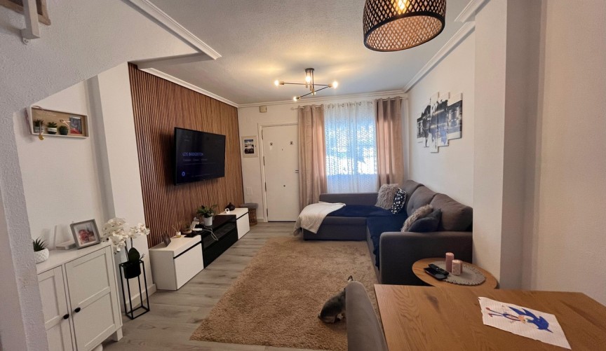 Reventa - Town House -
Torre de la Horadada - Costa Blanca