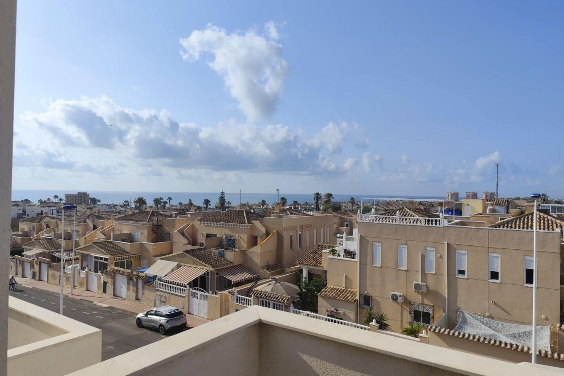 Reventa - Town House -
Torrevieja - aguas nuevas