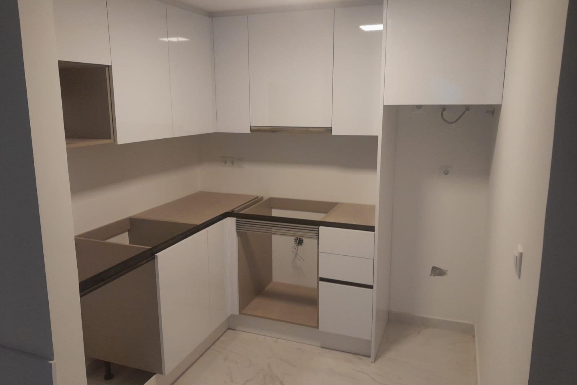 Reventa - Town House -
Torrevieja - aguas nuevas