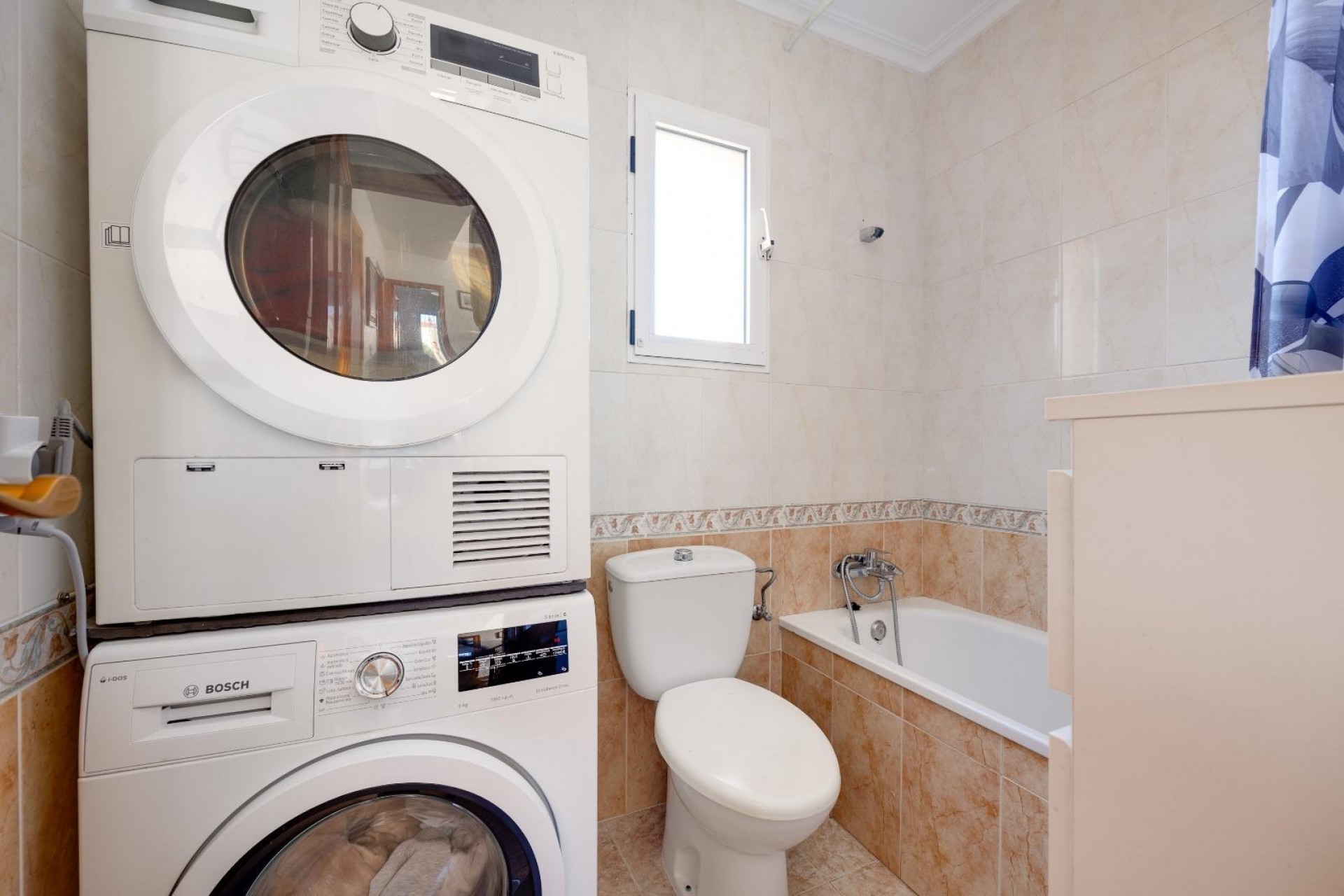 Reventa - Town House -
Torrevieja - aguas nuevas