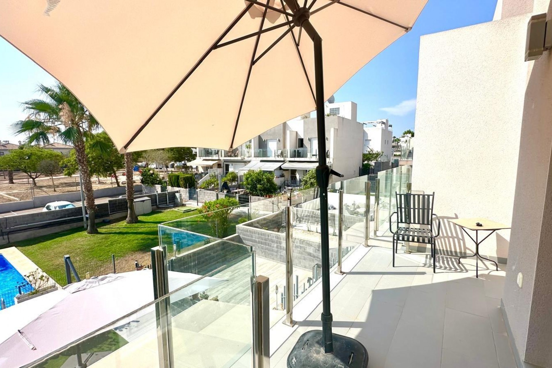 Reventa - Town House -
Torrevieja - aguas nuevas