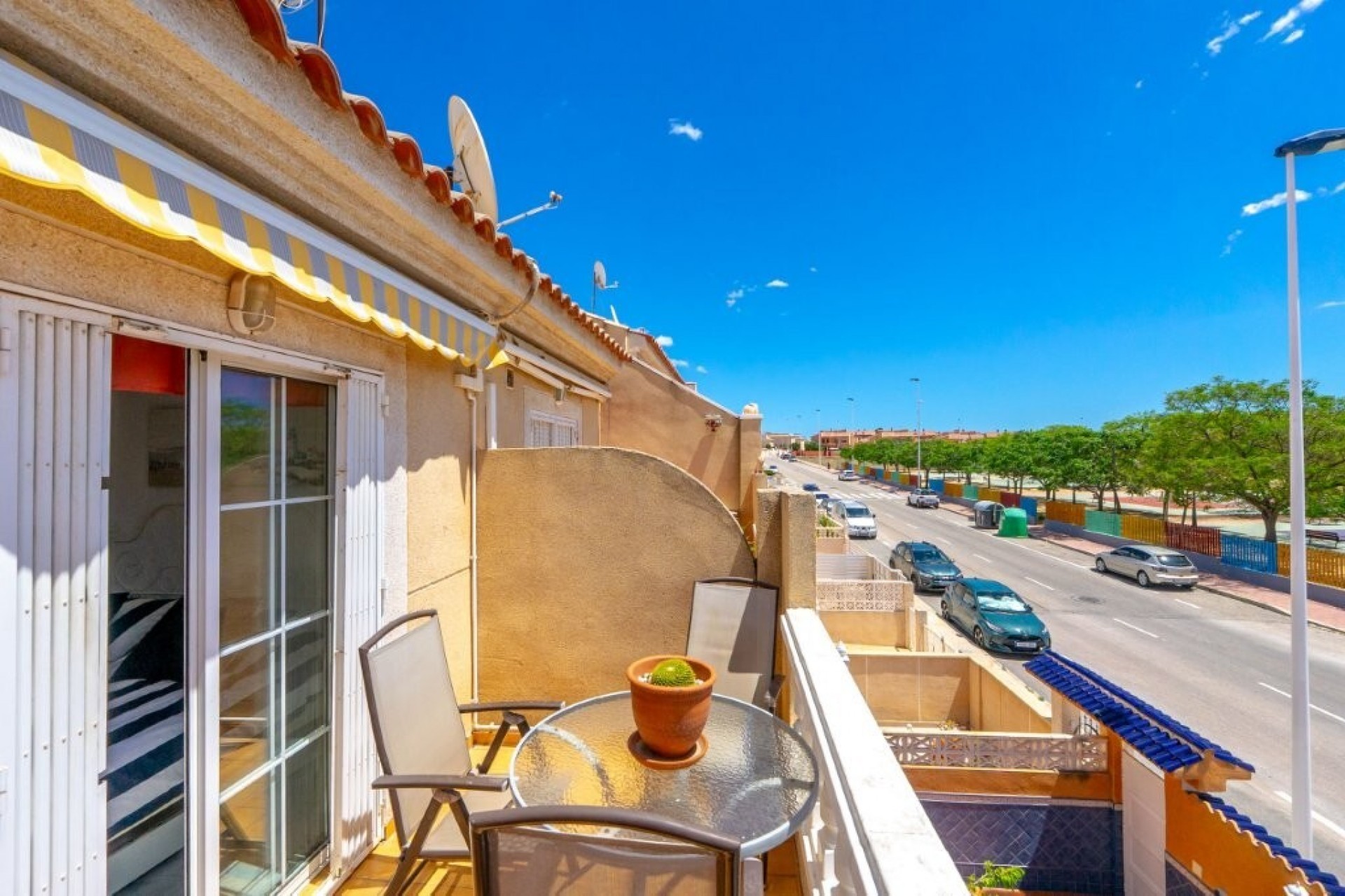 Reventa - Town House -
Torrevieja - aguas nuevas