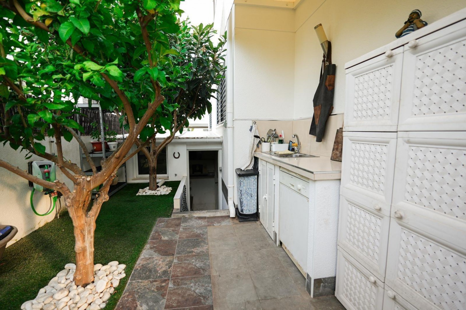 Reventa - Town House -
Torrevieja - aguas nuevas