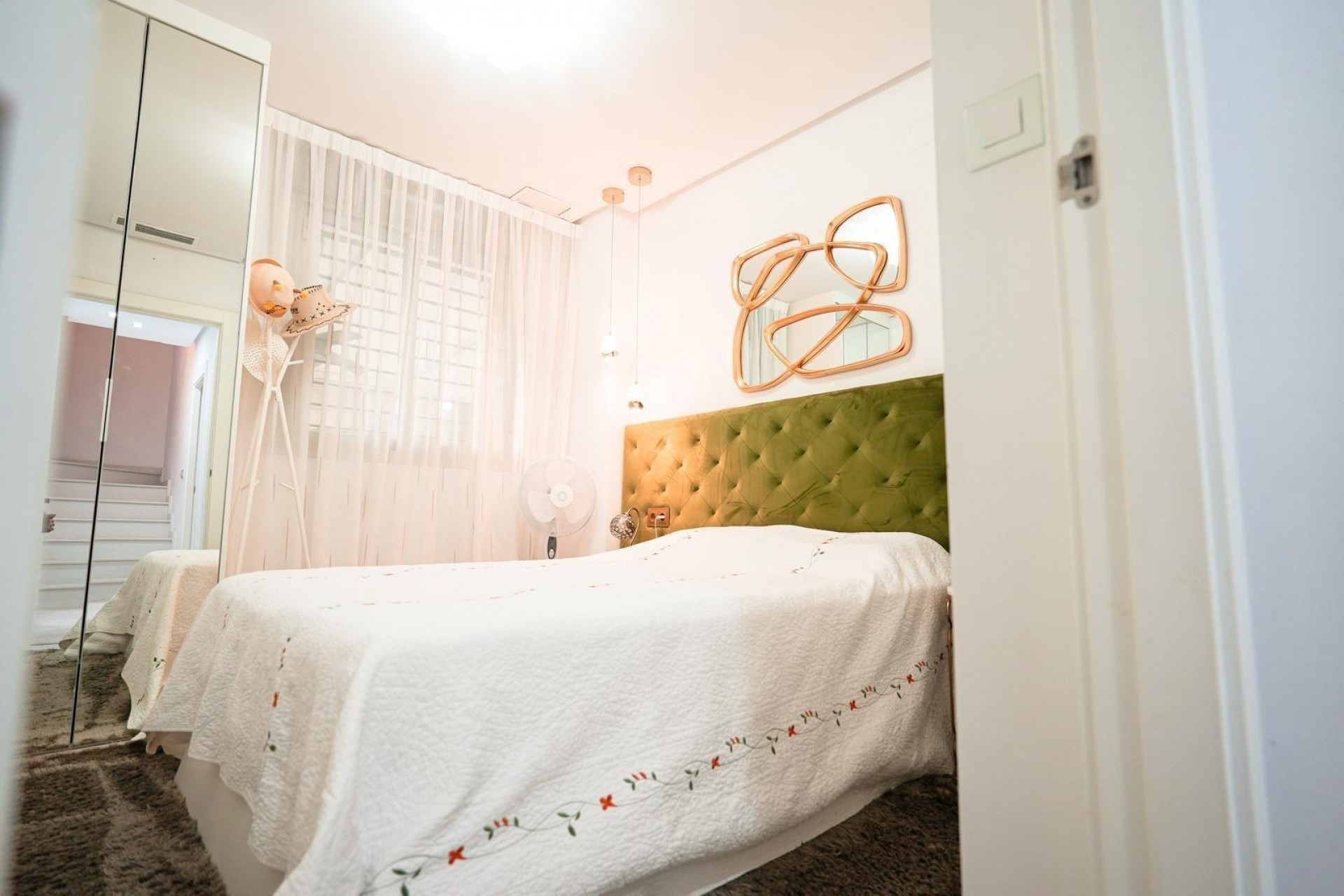 Reventa - Town House -
Torrevieja - aguas nuevas