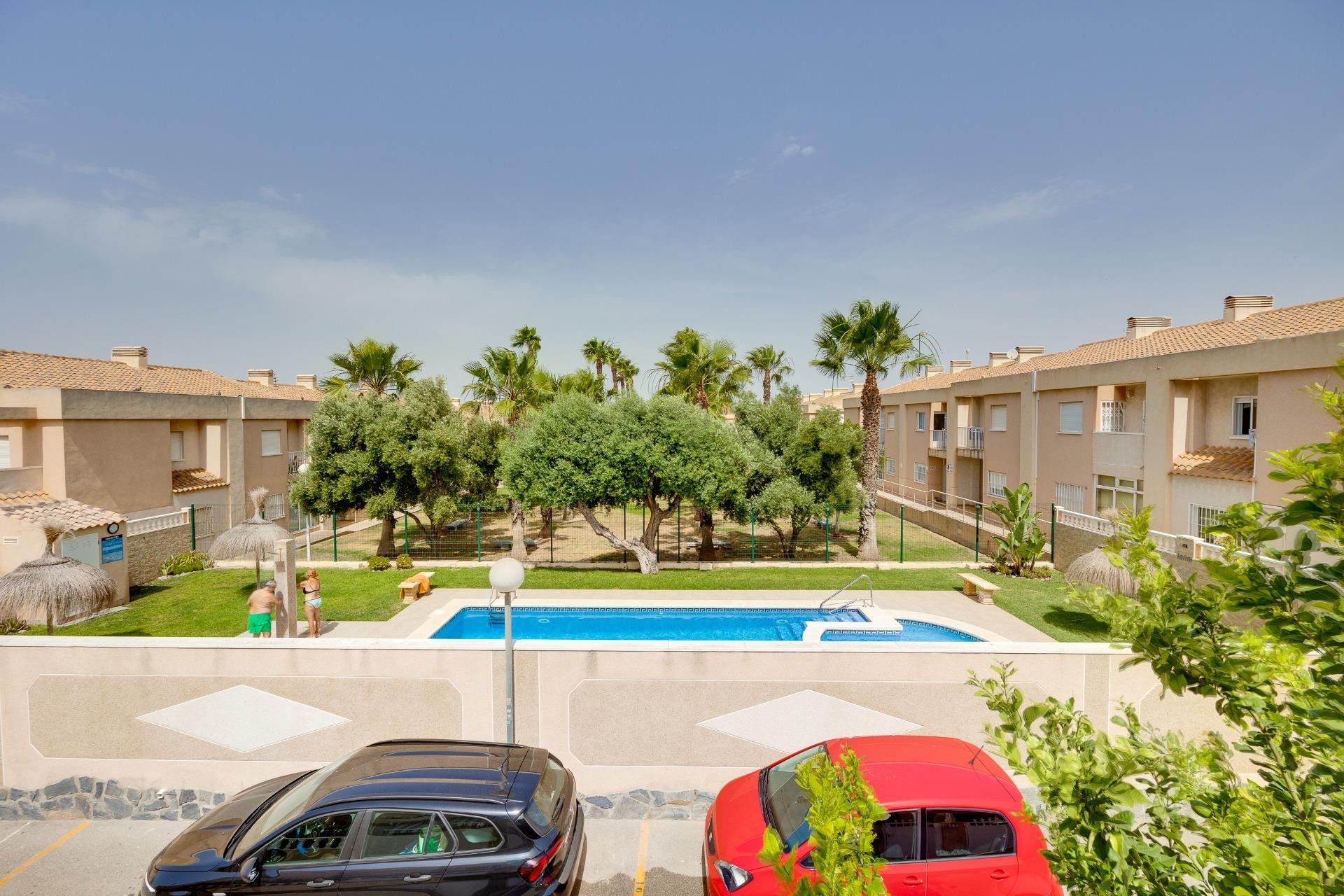 Reventa - Town House -
Torrevieja - aguas nuevas