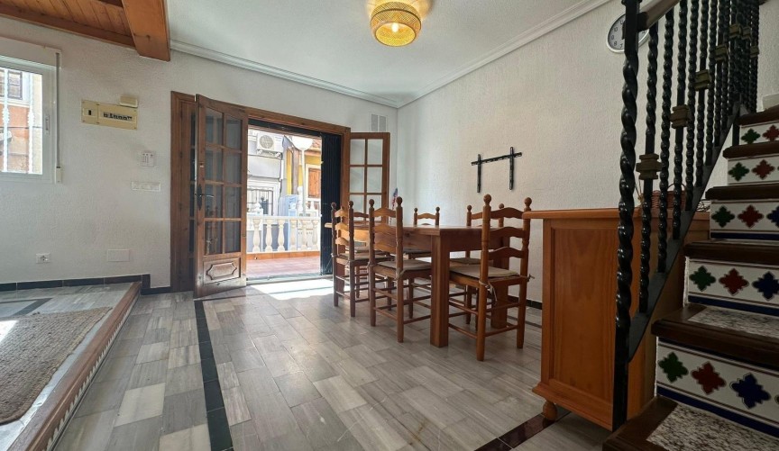 Reventa - Town House -
Torrevieja - Cabo Cervera