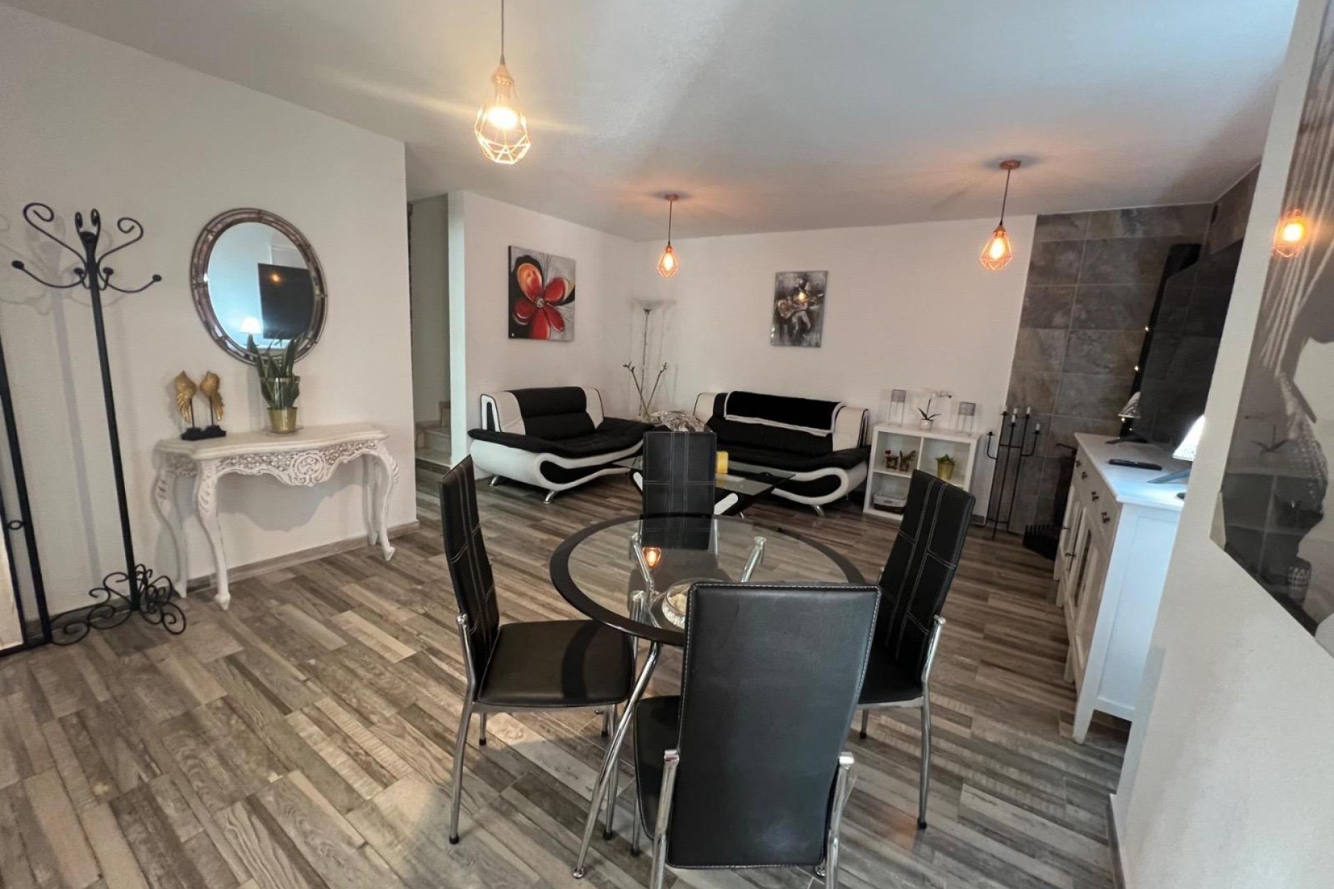 Reventa - Town House -
Torrevieja - Calas Blanca