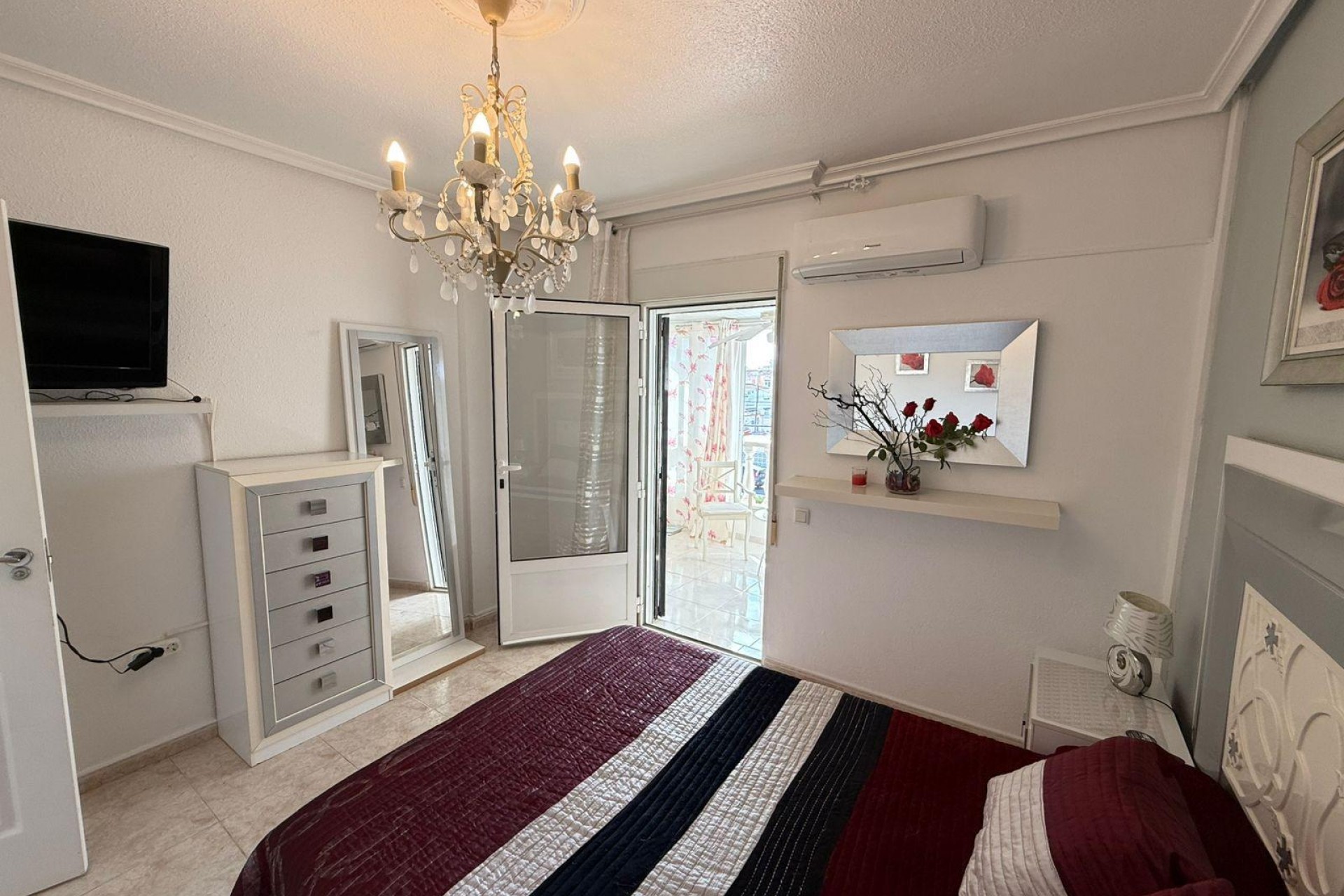 Reventa - Town House -
Torrevieja - Calas Blanca