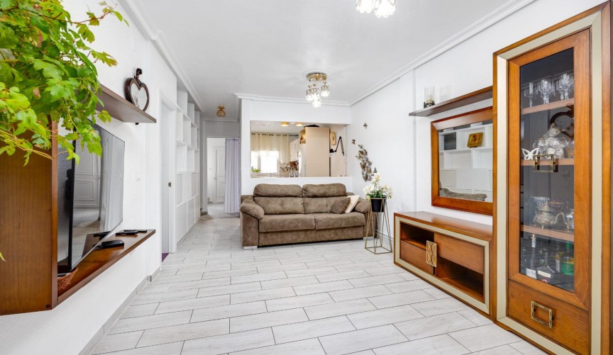 Reventa - Town House -
Torrevieja - Calas Blanca