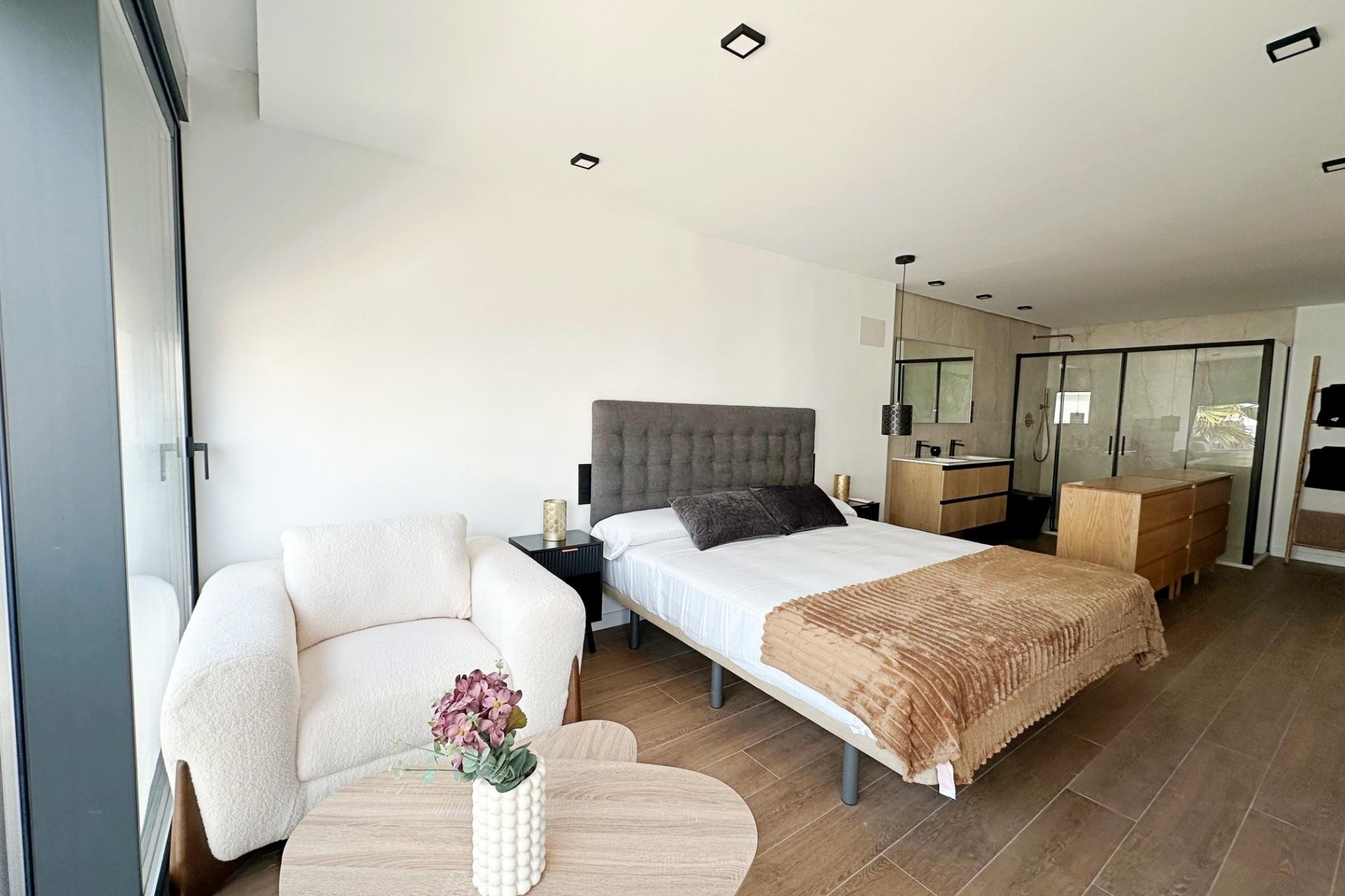 Reventa - Town House -
Torrevieja - Calas Blanca