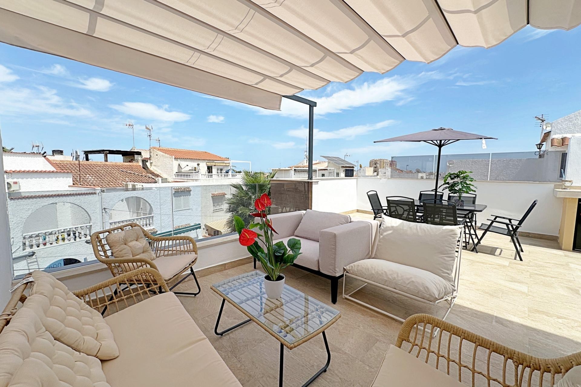 Reventa - Town House -
Torrevieja - Calas Blanca