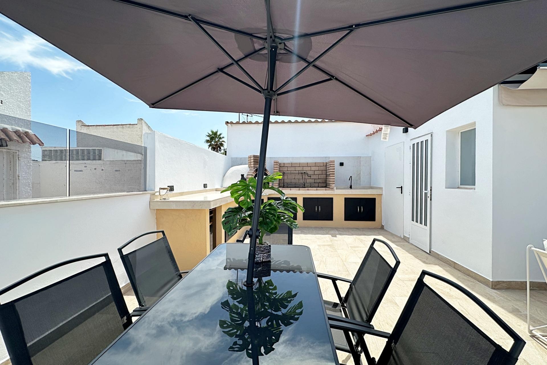 Reventa - Town House -
Torrevieja - Calas Blanca