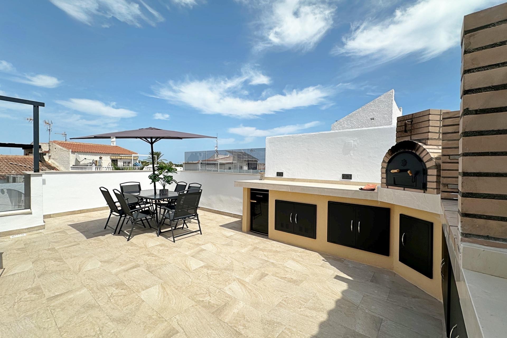 Reventa - Town House -
Torrevieja - Calas Blanca