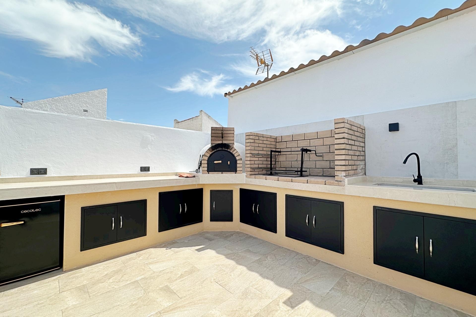Reventa - Town House -
Torrevieja - Calas Blanca