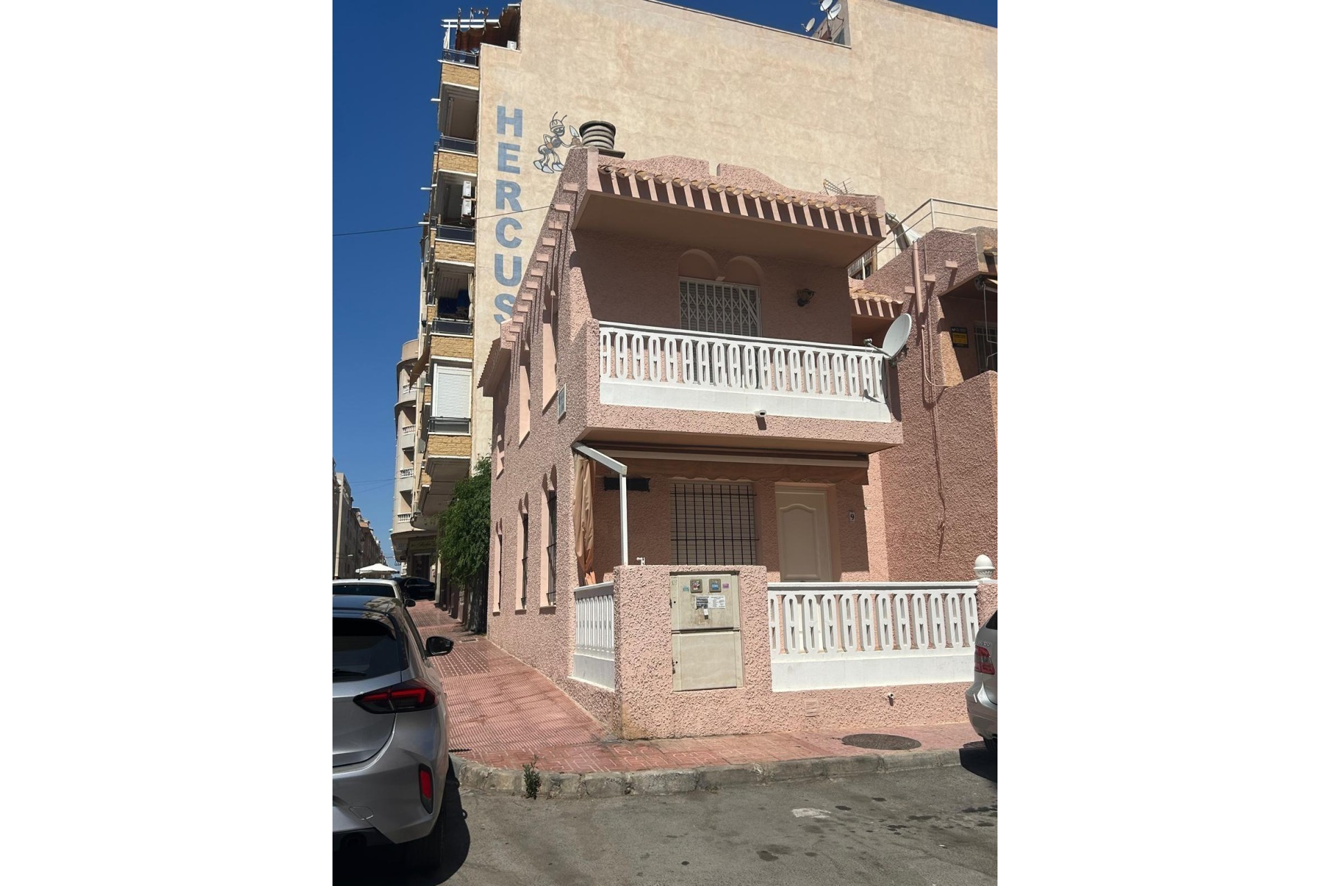 Reventa - Town House -
Torrevieja - Centro