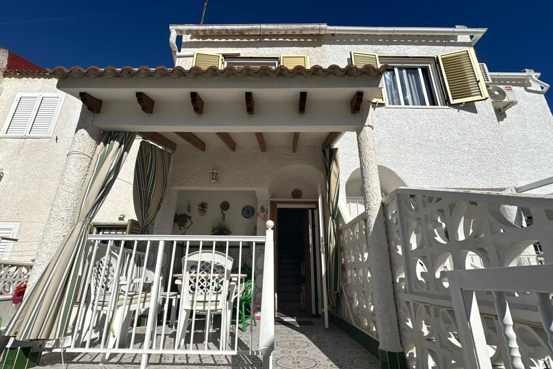 Reventa - Town House -
Torrevieja - Centro