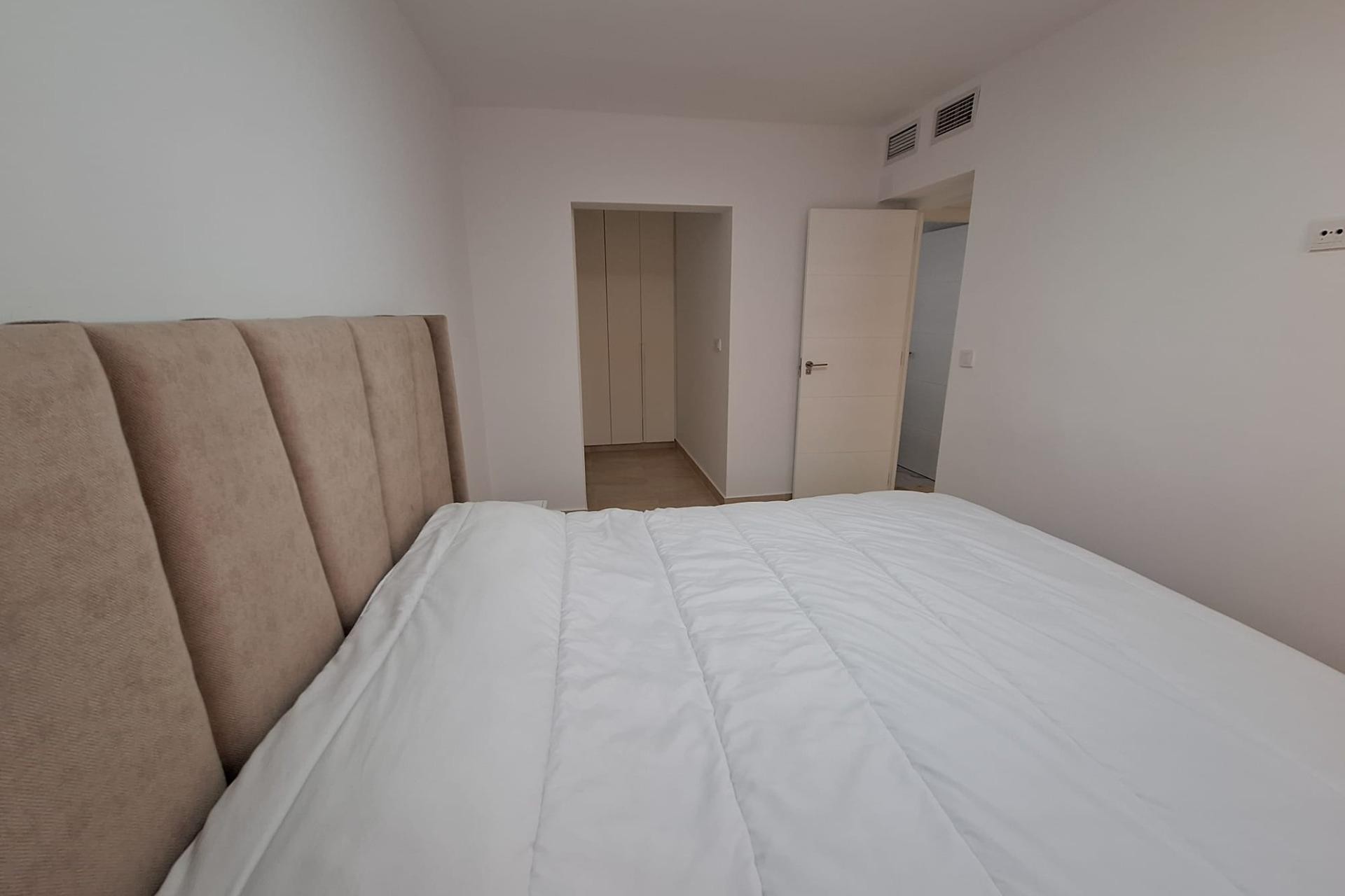 Reventa - Town House -
Torrevieja - Centro