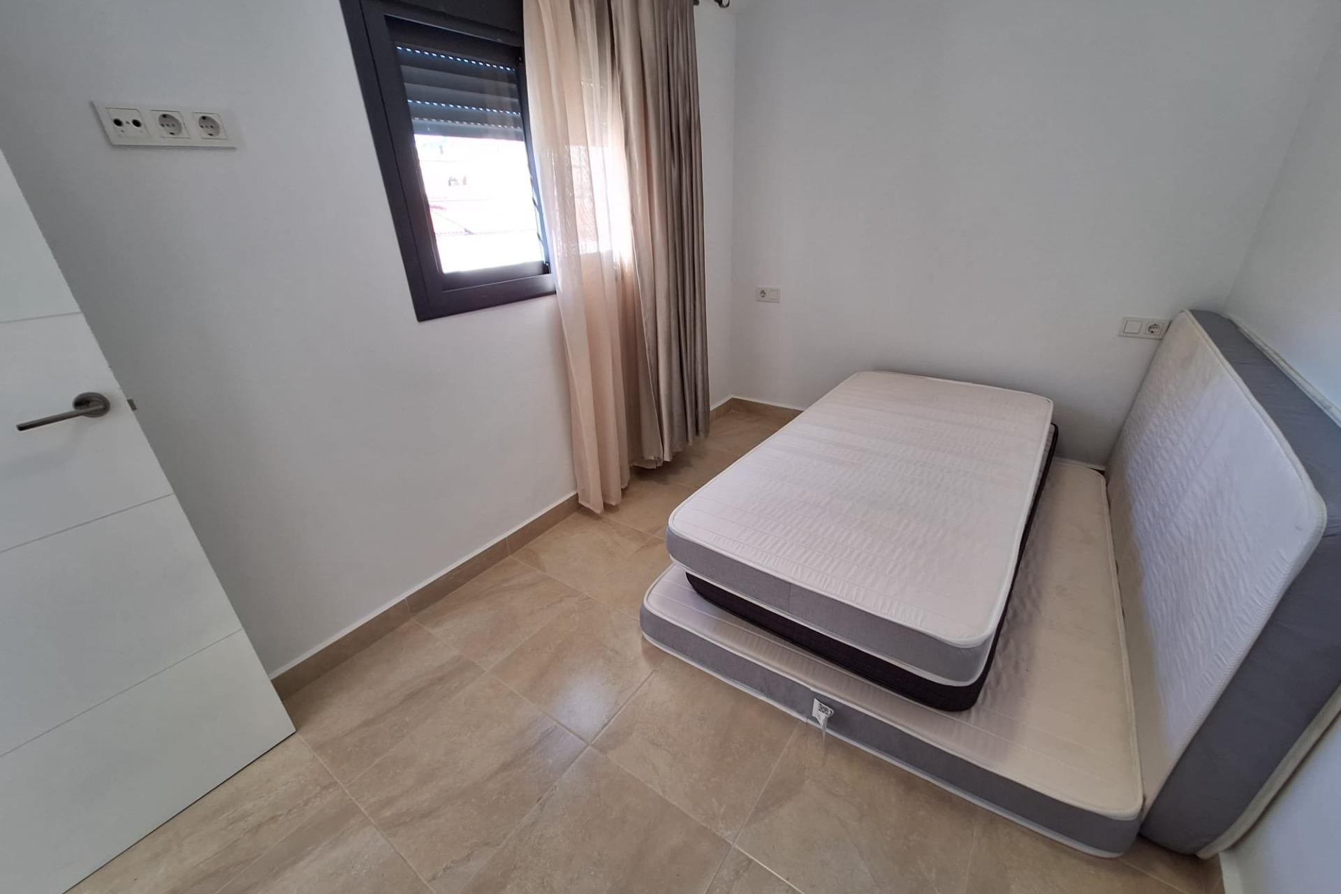 Reventa - Town House -
Torrevieja - Centro