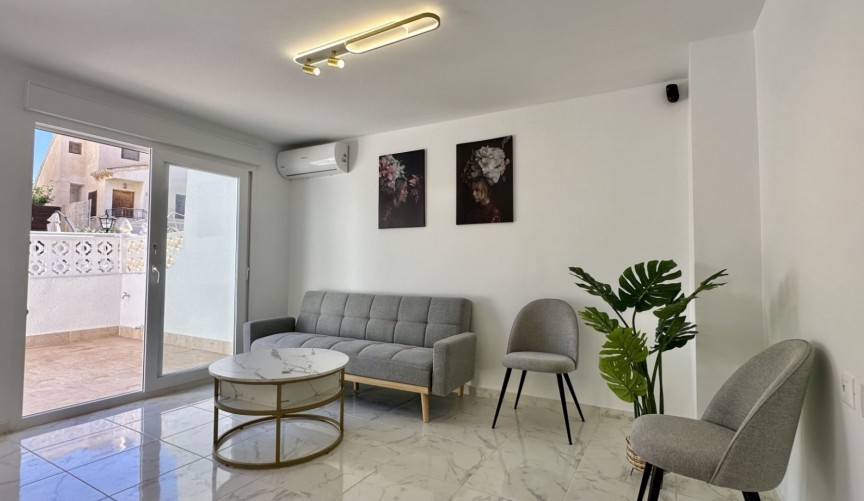 Reventa - Town House -
Torrevieja - Costa Blanca