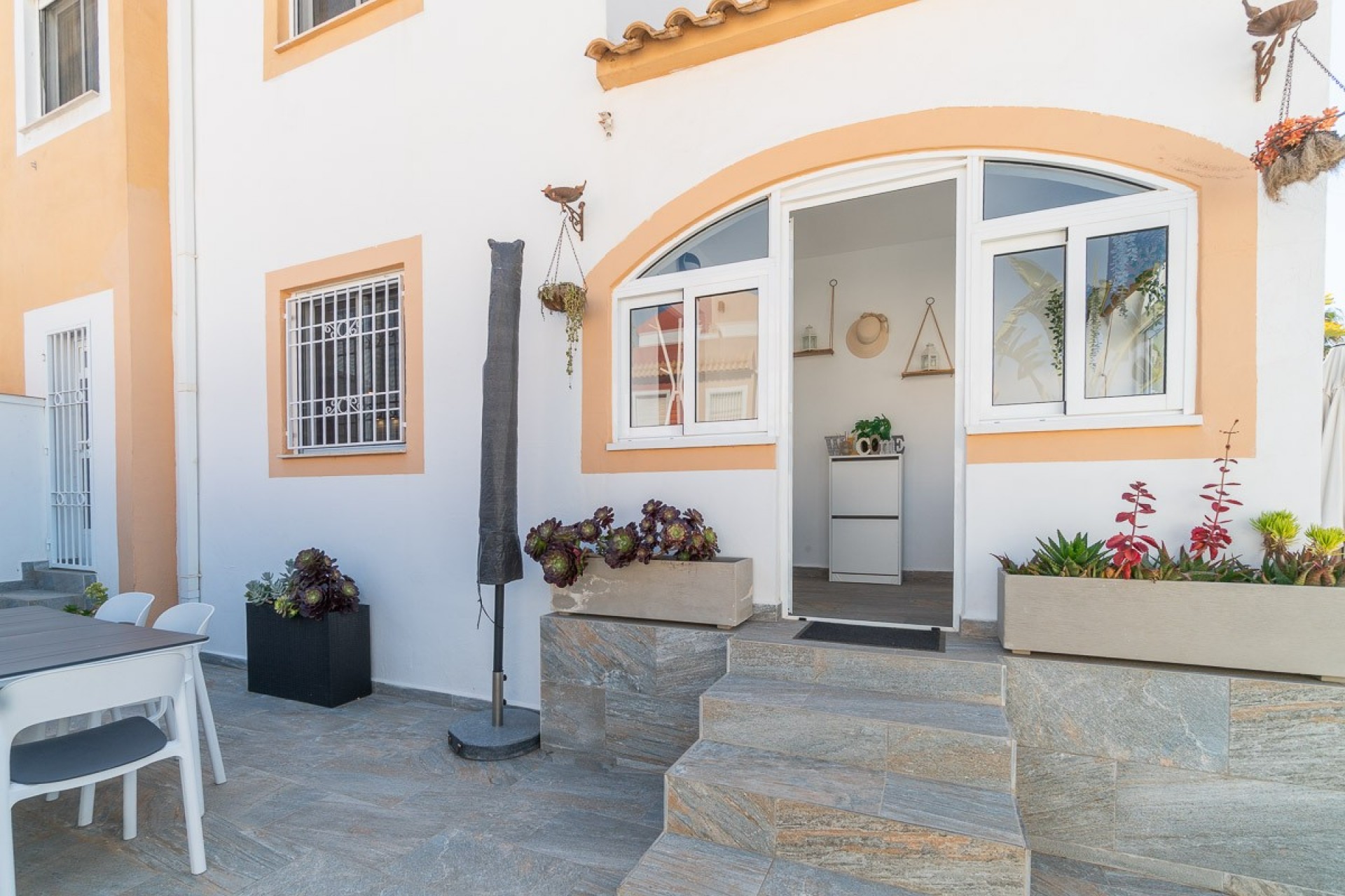 Reventa - Town House -
Torrevieja - Costa Blanca