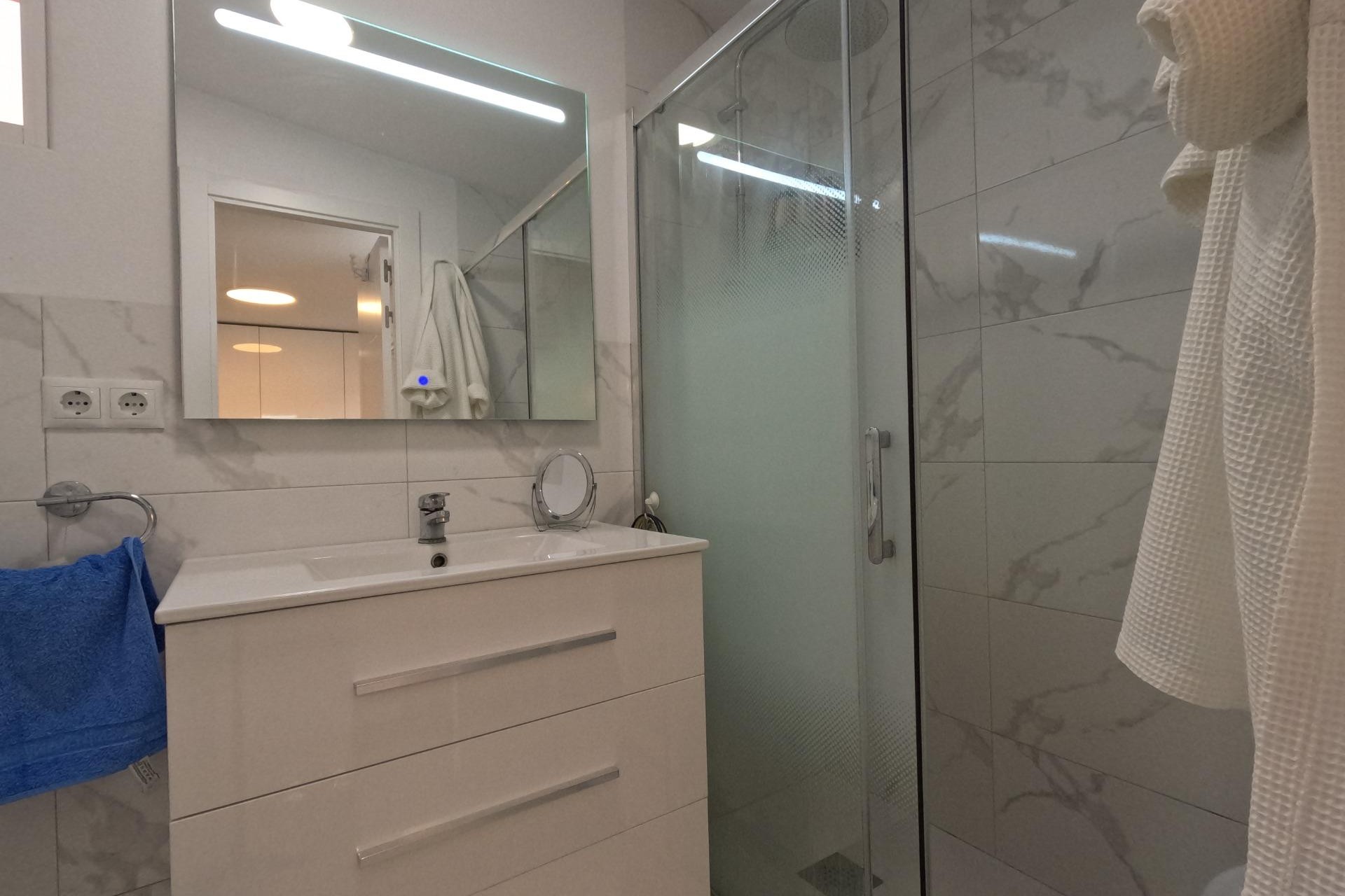 Reventa - Town House -
Torrevieja - El Acequión - Los Náufragos