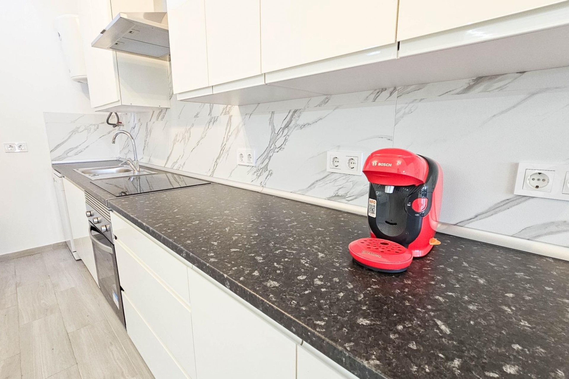 Reventa - Town House -
Torrevieja - El Limonar