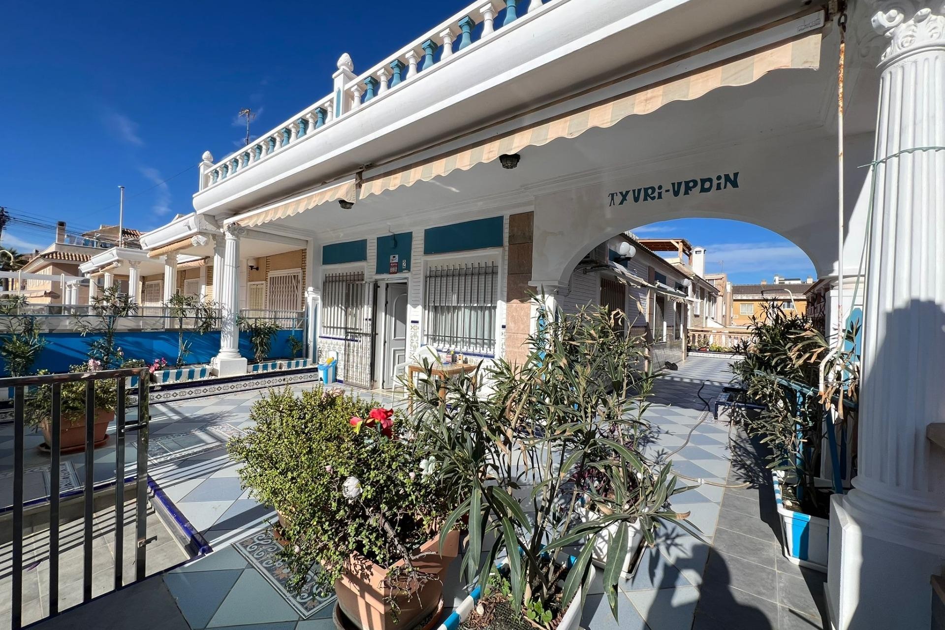 Reventa - Town House -
Torrevieja - La Mata