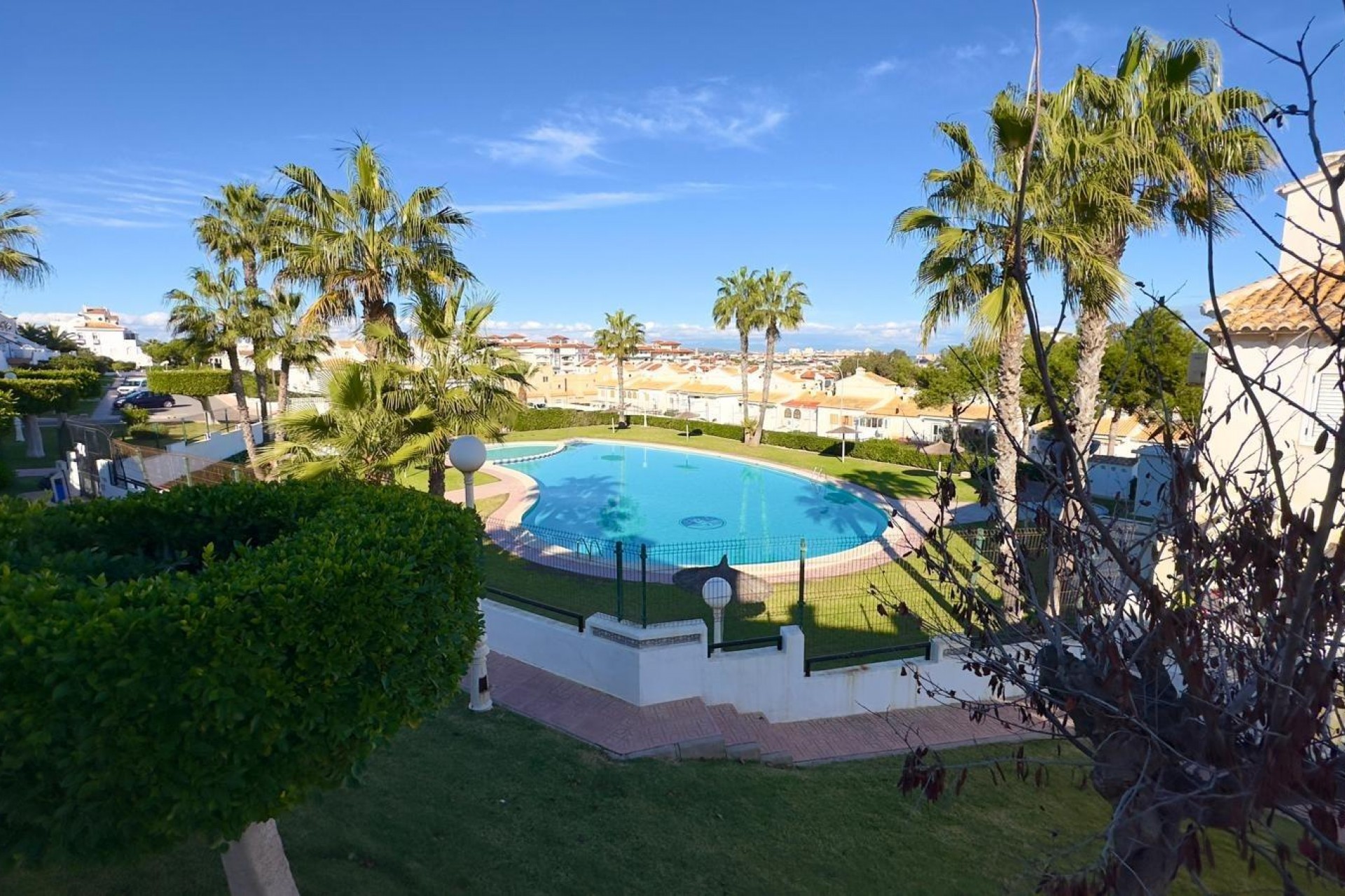 Reventa - Town House -
Torrevieja - La Mata