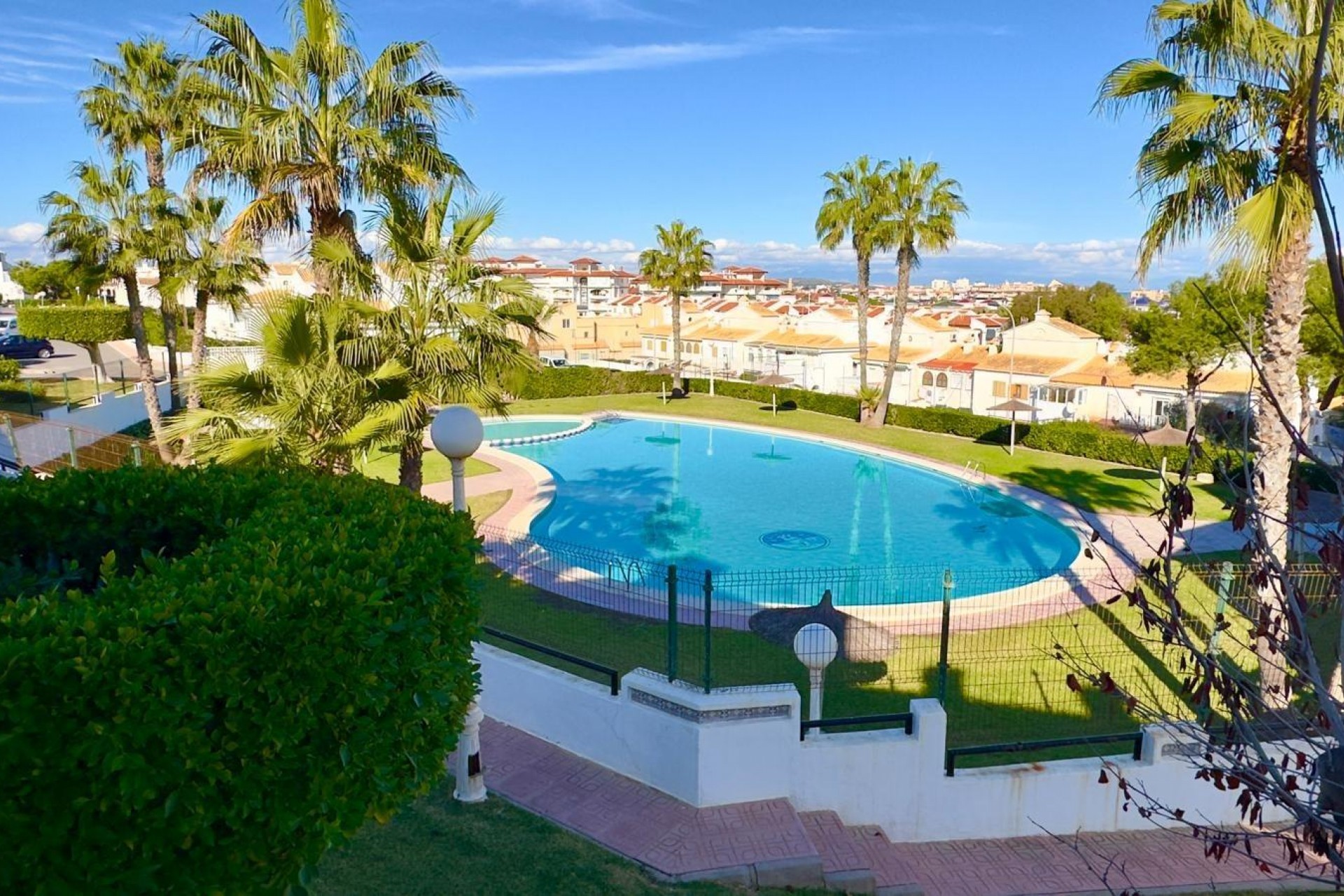 Reventa - Town House -
Torrevieja - La Mata