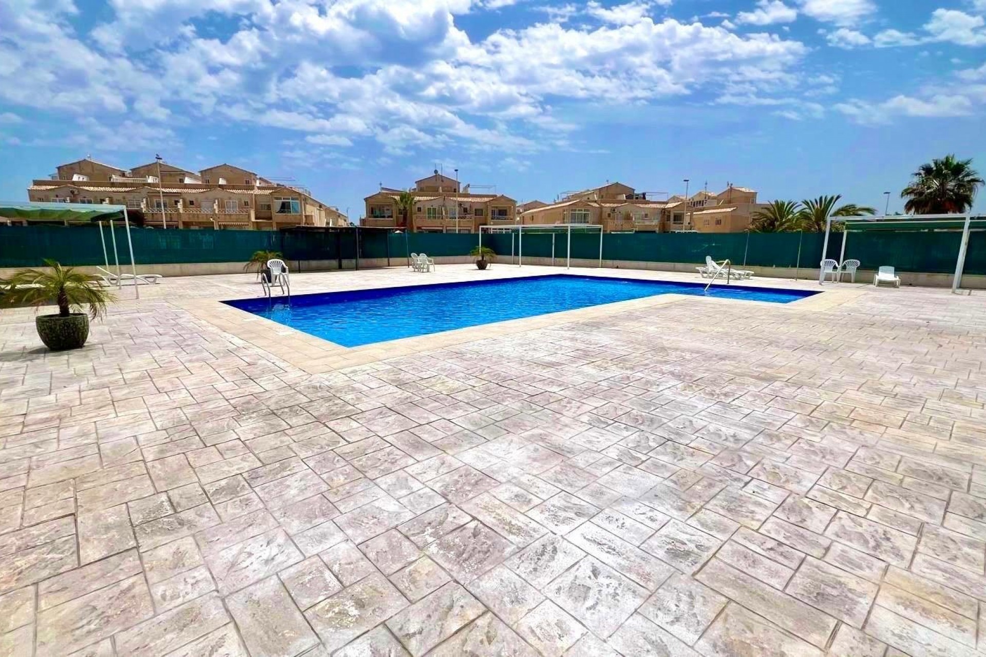 Reventa - Town House -
Torrevieja - La Siesta - El Salado - Torreta